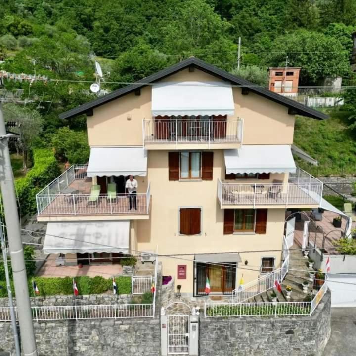 B&B-Foresteria Casa Della Musica Lake Como แมนเดลโล เดล ลาริโอ ภายนอก รูปภาพ