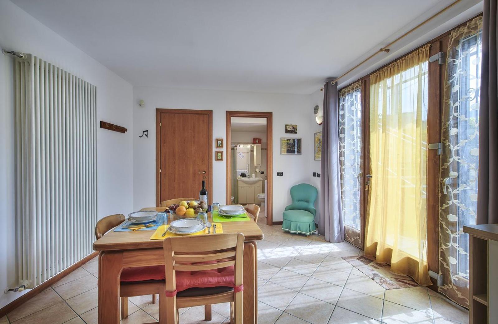 B&B-Foresteria Casa Della Musica Lake Como แมนเดลโล เดล ลาริโอ ห้อง รูปภาพ
