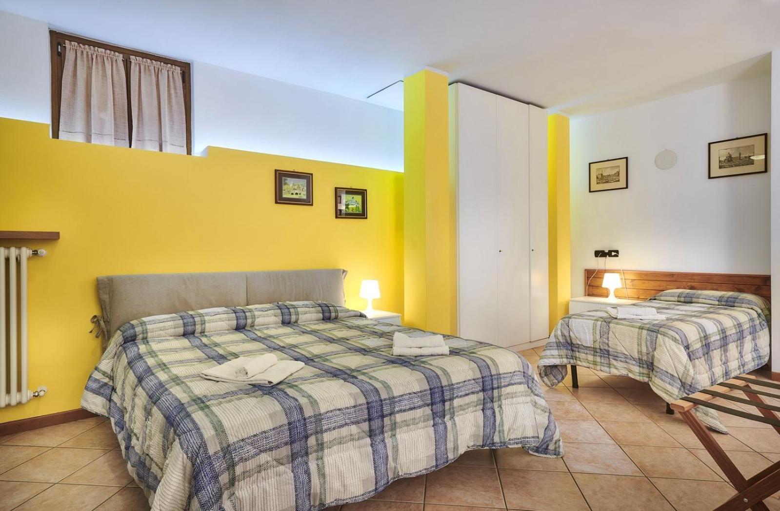 B&B-Foresteria Casa Della Musica Lake Como แมนเดลโล เดล ลาริโอ ห้อง รูปภาพ